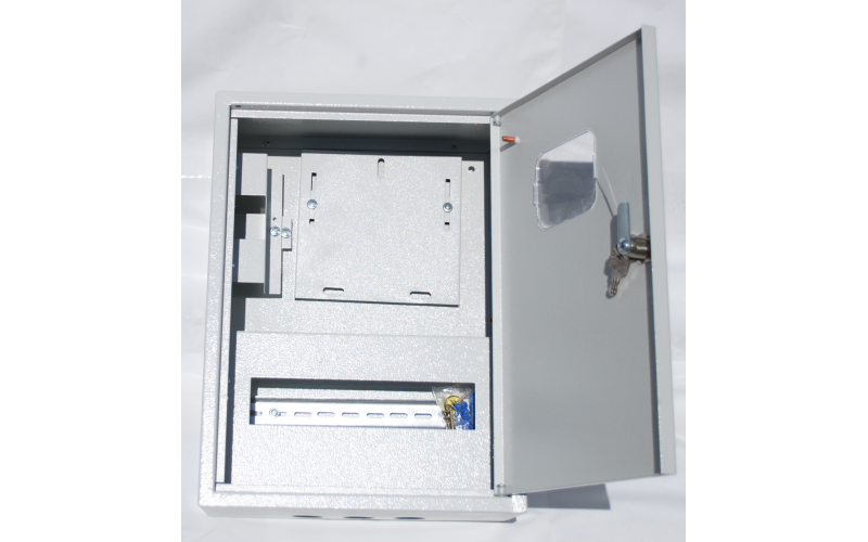 Щит учетно-распределительный ЩРУН-1/12 (400х300х145)